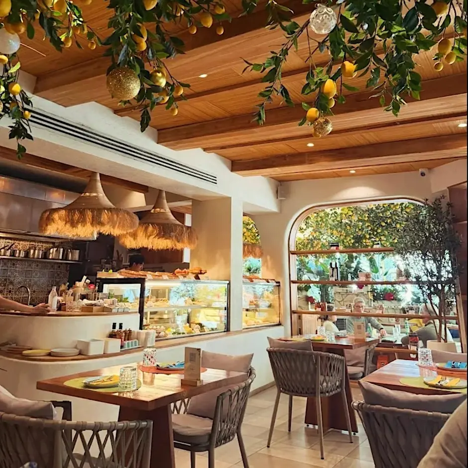 Ladies Who Brunch: Saturday Social at Dolcetto